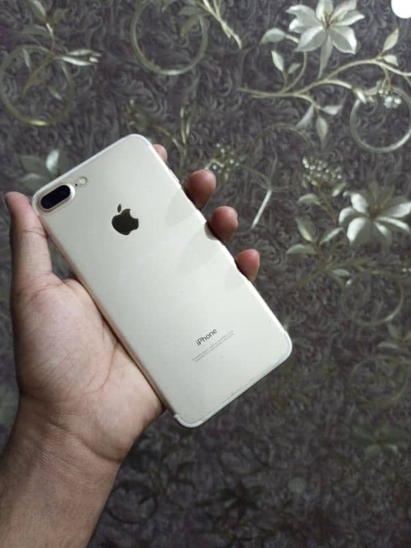 iPhone 7 plus 128Gb 0