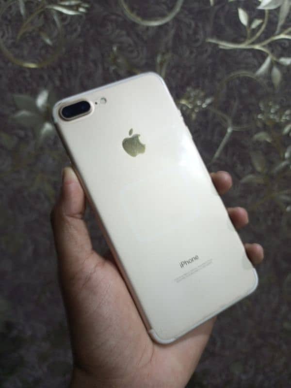 iPhone 7 plus 128Gb 11