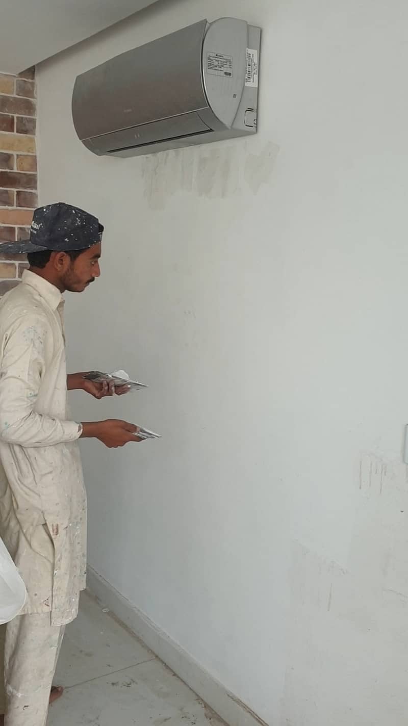 Paint and polish tractor in Lahore 11