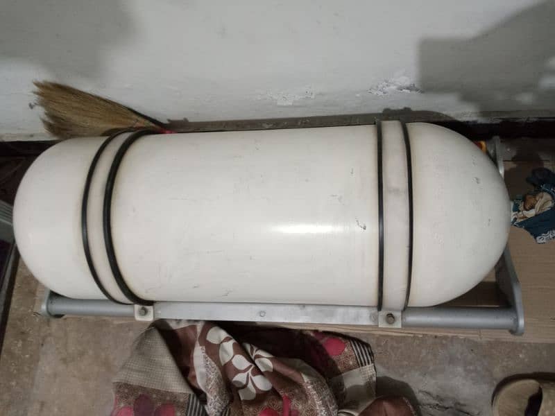 CNG Cylinder 0