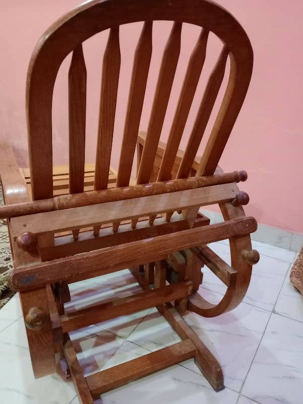 Wooden Rocking Chair/Relaxing Chair 4