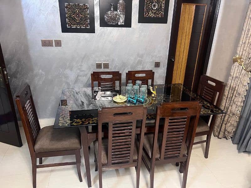 6 seater Dinning Table 0