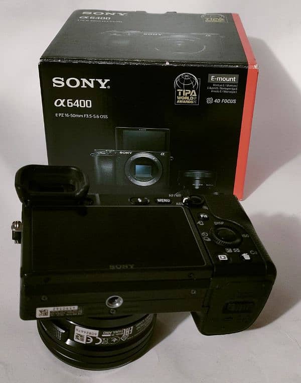 Sony 6400 with kit lens 3