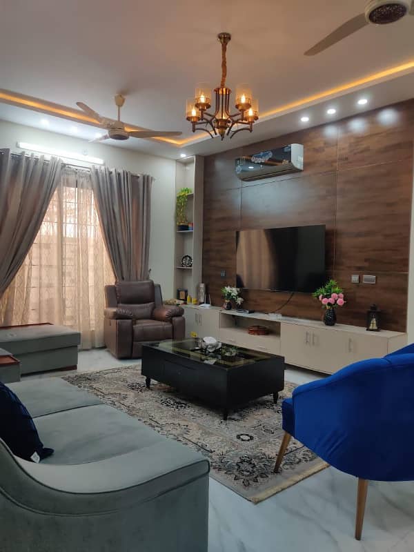 10 Marla House For Sale In Sector M3 Extension Lake City Lahore 3