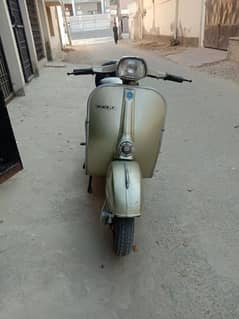 Vespa Super 1973