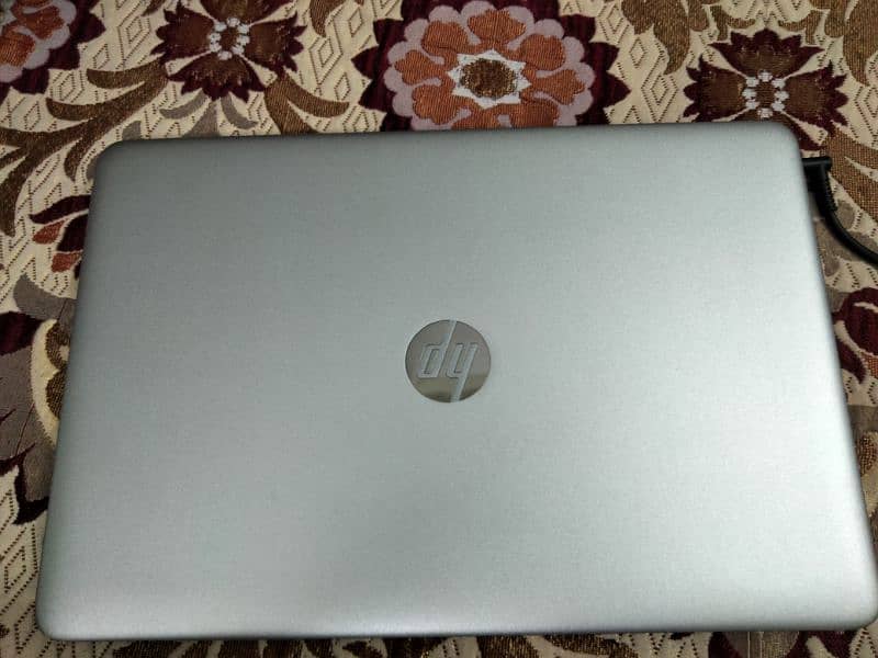 hp elite book i5 6th generation good condition itna use nhi hua laptop 1