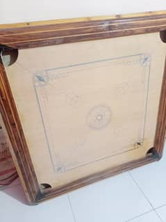 carrom board