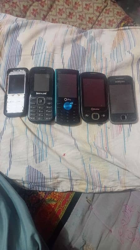 Mobile for sale koi non p. t. a. hai kisi ki betri nhi hai kisi ko cha 3