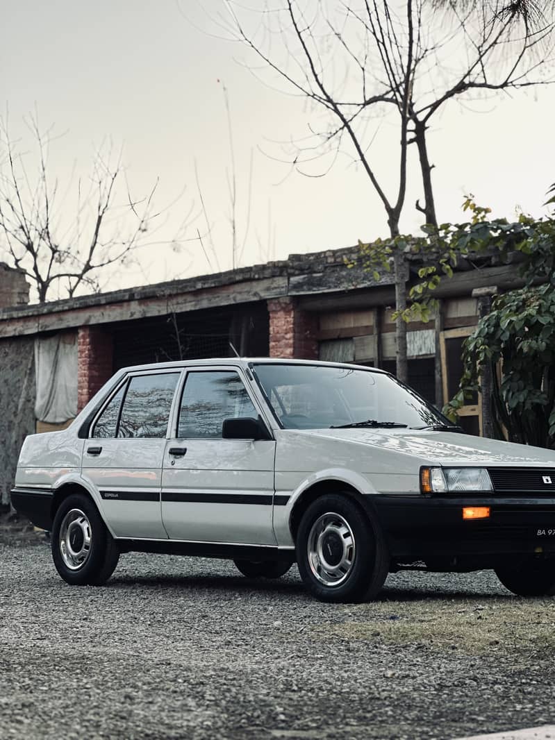 Toyota Corolla XE 1984 0