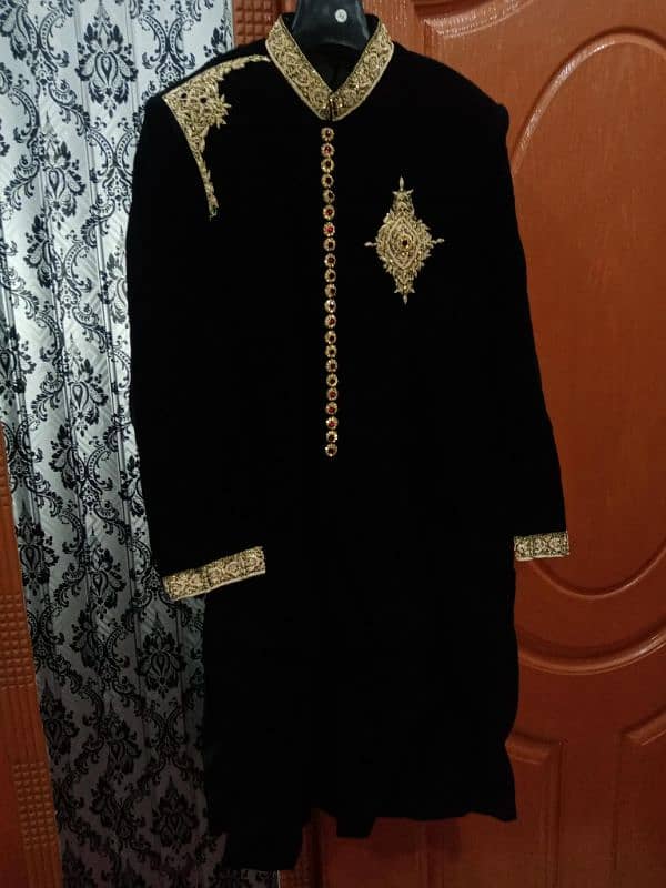 velvet sherwani hand made with kula khussa 2