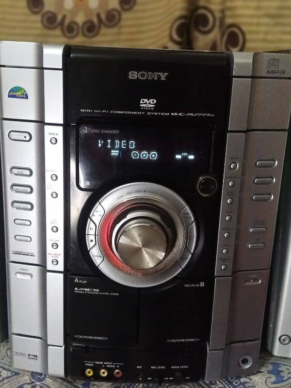 Sony HCD RV777D 230watts genuine mint condition bluetooth instaled 3