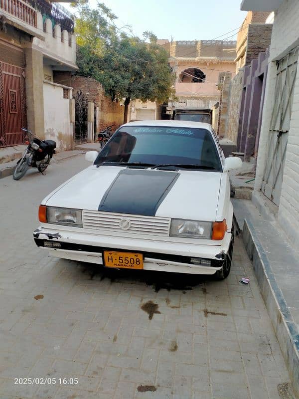 Nissan Sunny 1988 11