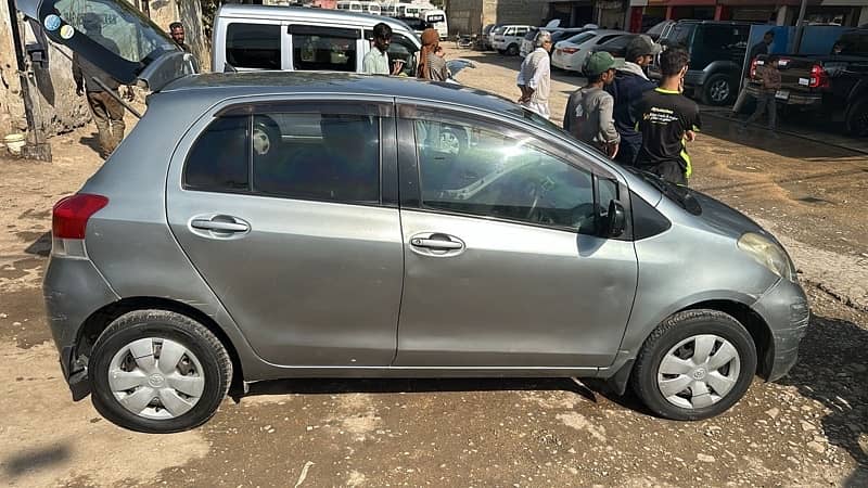 Toyota Vitz 2009 1