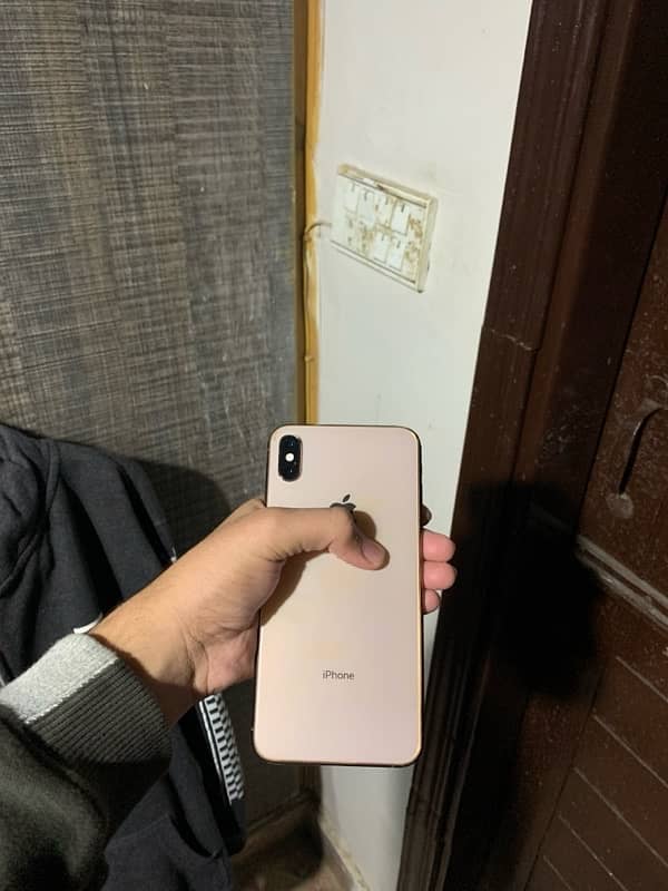 iphone xsmax 256 gb non pta 7