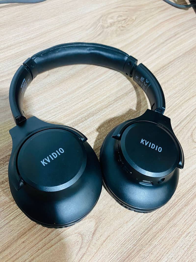 KVIDIO Bluetooth Headphones Over Ear, 65 Hours Playtime Wireless 2