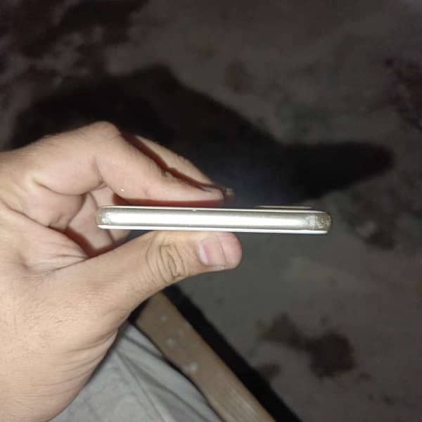 I phone 7 plus non pta 4