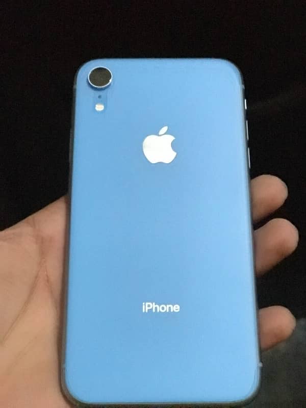 iphone xr 4