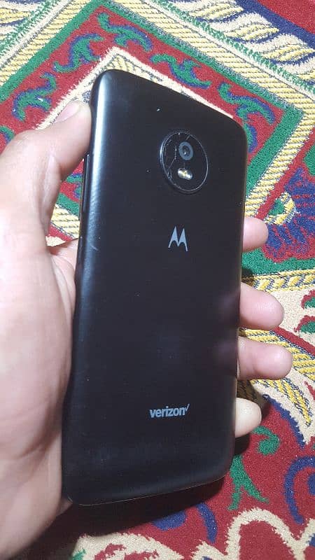 moto e4 0