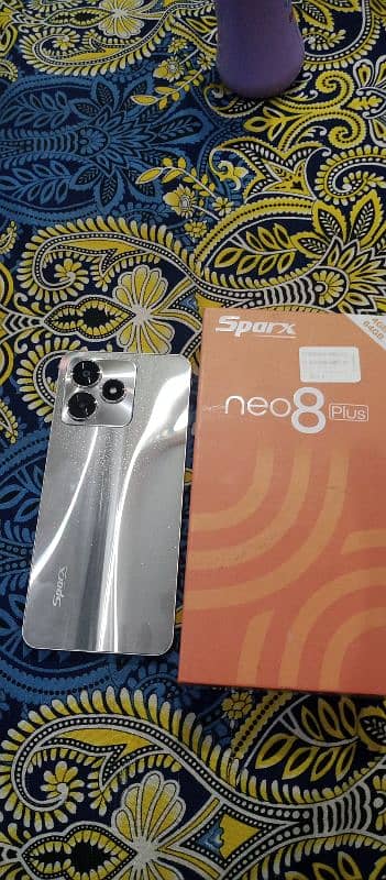 sparx neo 8 plus 4 / 64 7