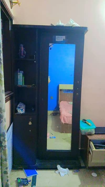 mirror and storage space wardrobe shelves