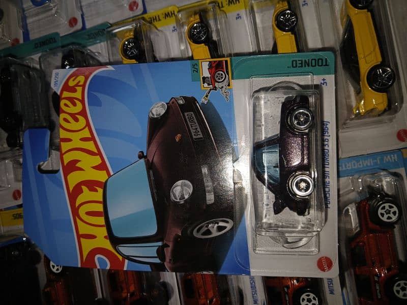 Hot Wheels 1:64 Collectables 4