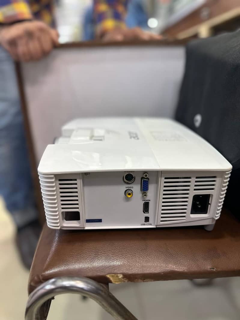 Projector Acer X123PH (Slighlty Used) 2