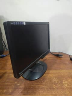 BanQ LCD 16.9"