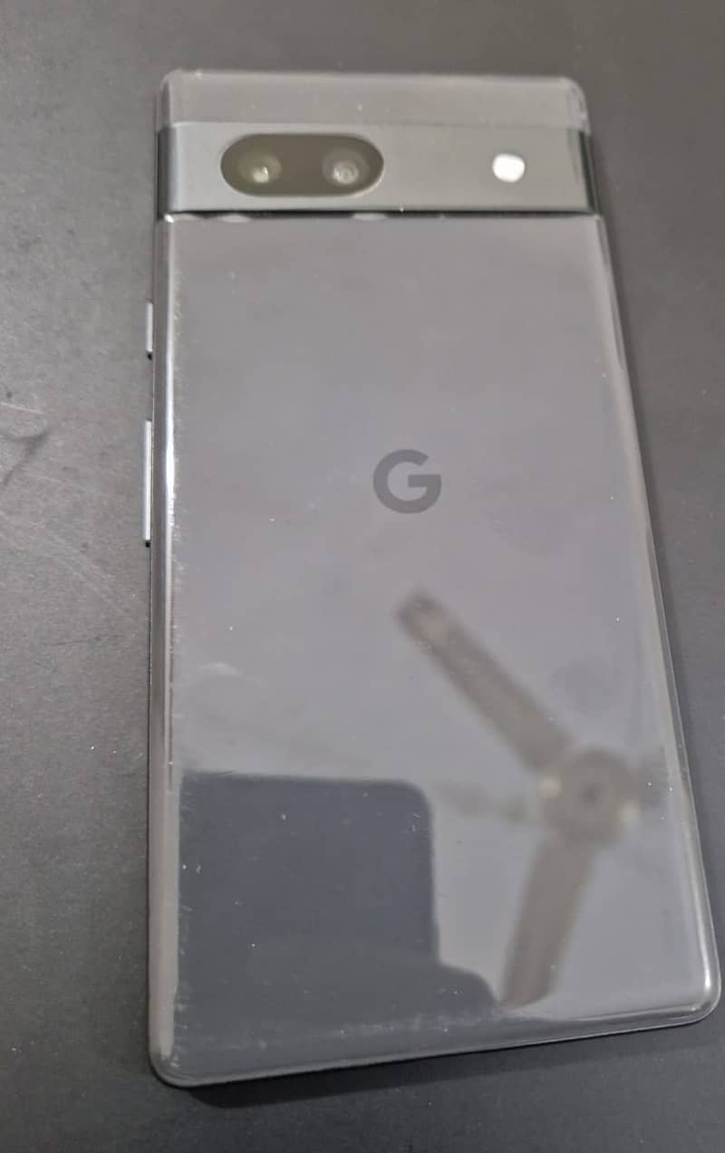 Google Pixel 7a with box 0