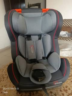 Tinnies T-011 car seat for sale