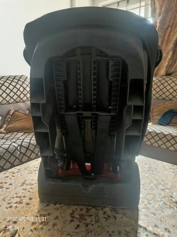 Tinnies T-011 car seat for sale 2