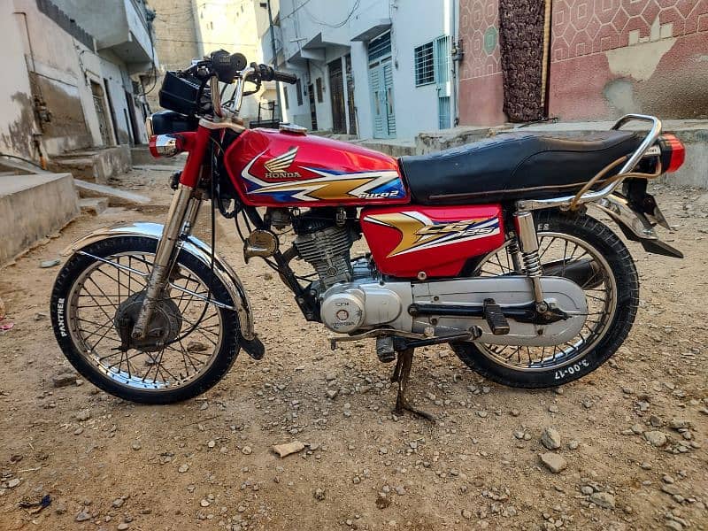 CG 125 2020 MODEL GENUIN HALAT ME KHARI HA AIK RUPAY KA KAM NAHI HA 0