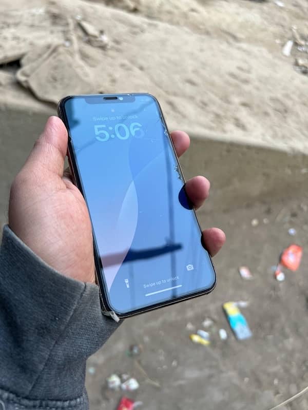 Iphone 11pro 5