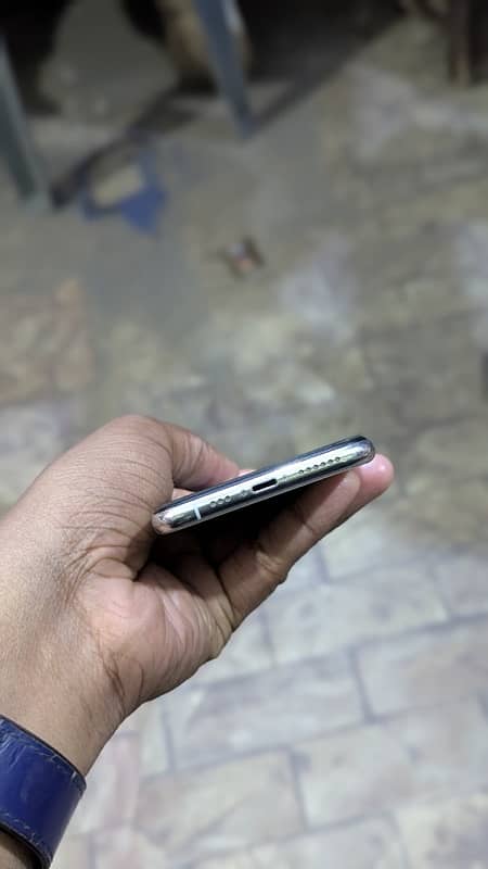 iPhone XS non pta 1