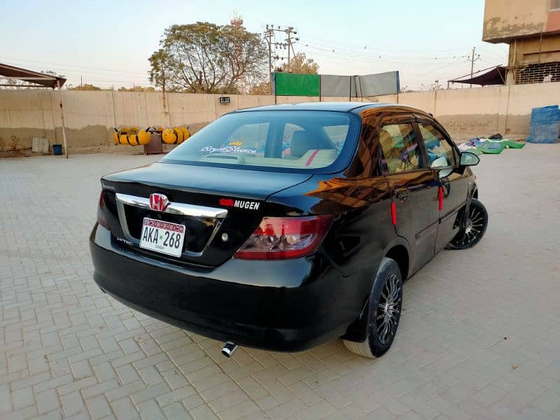 Honda City IDSI 2005 not Vario Automatic  best petrol Avg car 9