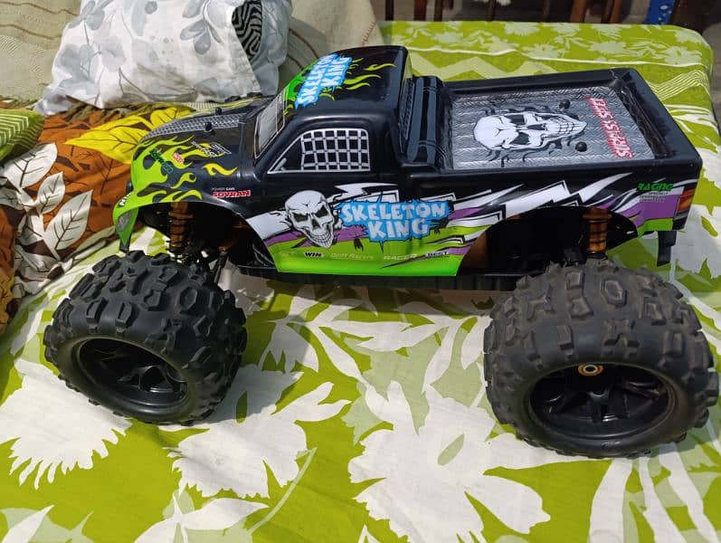 Rc car Dhk maximus 1/8 monster truck not hpi traxxas 1