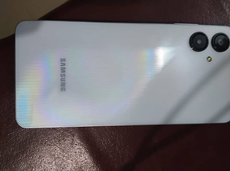 Samsung A06 5