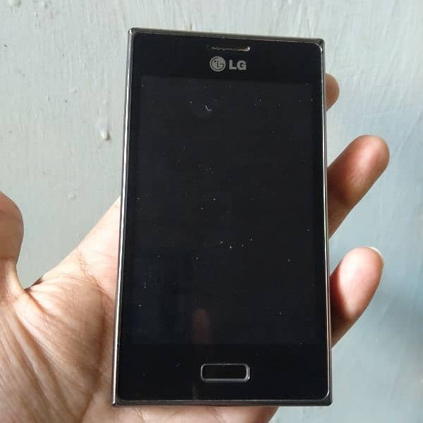 LG E6 (Read Ad) 0