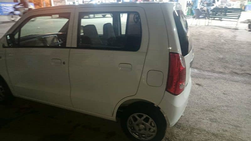 Suzuki Wagon R 2022 18