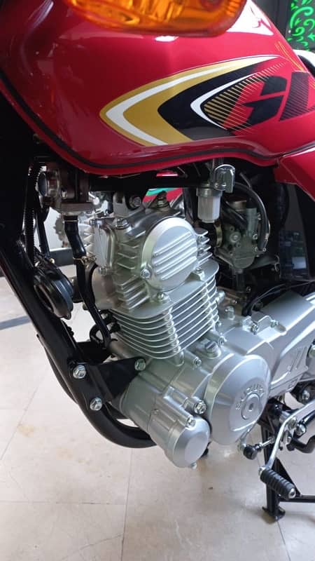 suzuki 110 red colour 3