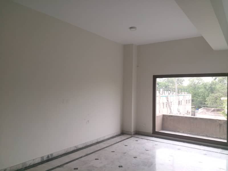 GULBERG,3 KANAL COMMERCIAL USE HOUSE FOR RENT GARDEN TOWN MOLDEL TOWN SHADMAN LAHORE 1