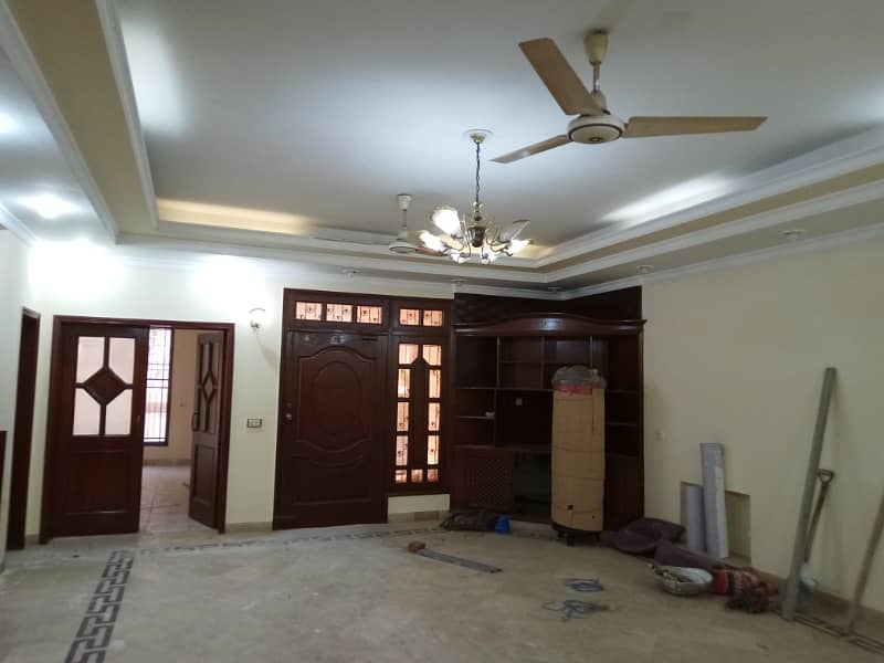 GULBERG,3 KANAL COMMERCIAL USE HOUSE FOR RENT GARDEN TOWN MOLDEL TOWN SHADMAN LAHORE 8