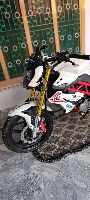 Benelli tnt 150 0