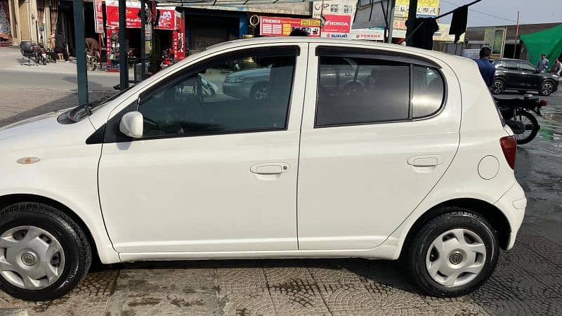 Toyota Vitz 2004 2