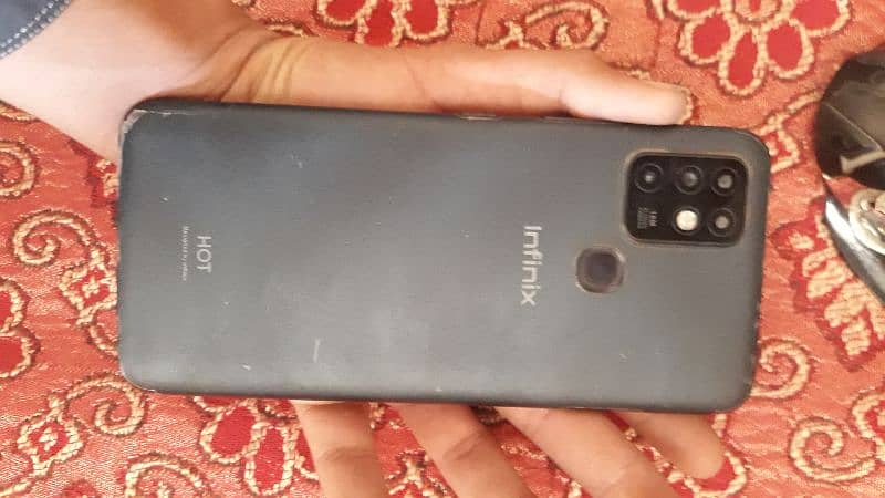 infinix hot 10 6 128 4