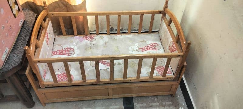 Baby Cot and swinger 1