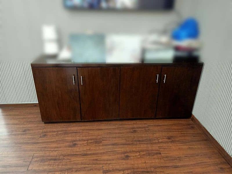 Ececutive Table with Credenza and Cabinets 3