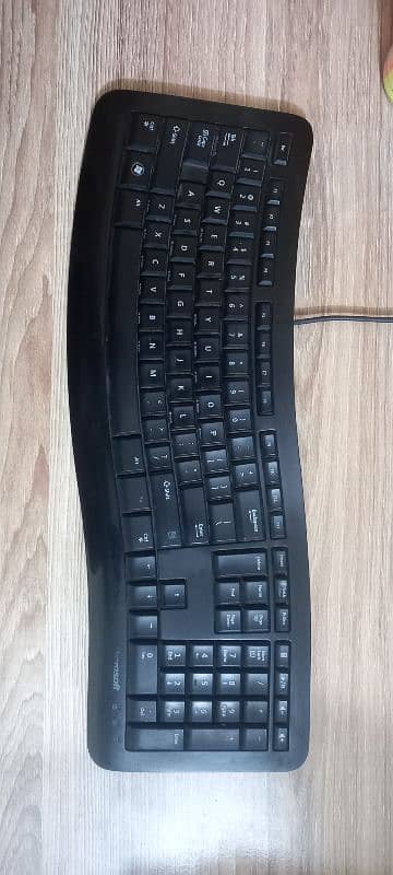 Originall Microsoft comfort curve keyboard 3000 0