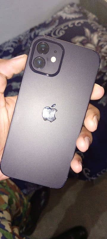 iphone 12  64GB 1