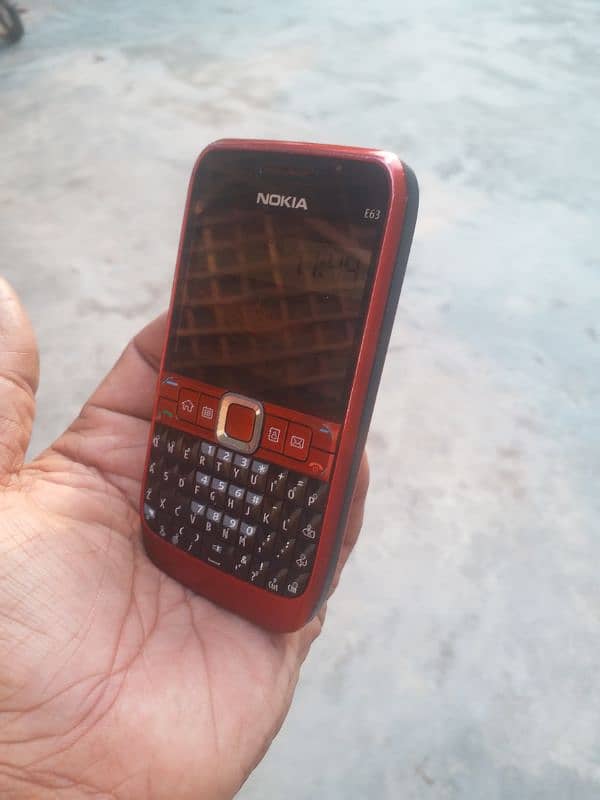 Nokia Symbian E63 1