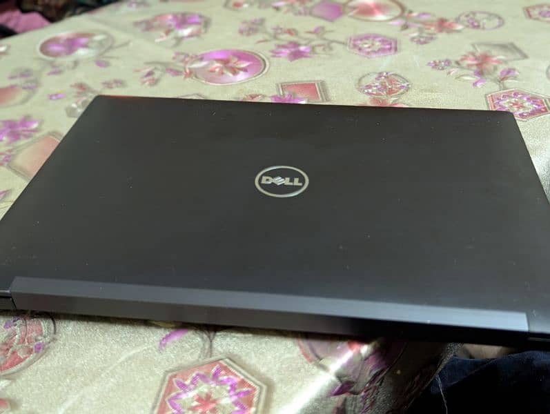 DeLL Core I-7  laptop 7480 5